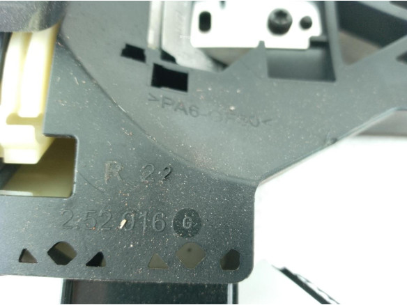 806068159R  MANILLA PUERTA LAT TRA DER EXT RENAULT AUSTRAL|Desguaces La Cabaña