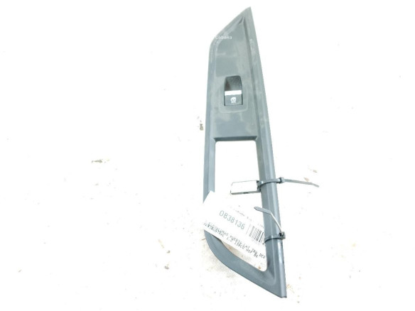 160047832LH MANDO ELEVALUNAS PUERTA LAT TRA DER RENAULT AUSTRAL|Desguaces La Cabaña
