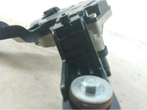 98700A4000  MOTOR LIMPIAPARABRISAS TRA KIA CARENS IV|Desguaces La Cabaña