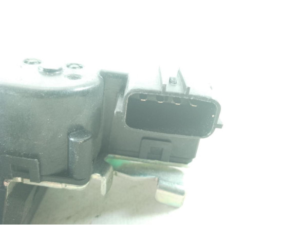 812302W000  CERRADURA PORTON / TAPA MALETA KIA CARENS IV|Desguaces La Cabaña