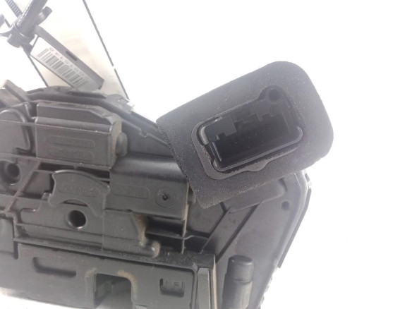 5TB837016A CERRADURA PUERTA LAT DEL DER SEAT ATECA (KH7)|Desguaces La Cabaña