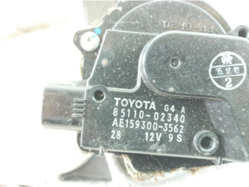 8511002340 MOTOR LIMPIAPARABRISAS DEL TOYOTA AURIS (_E18_)|Desguaces La Cabaña