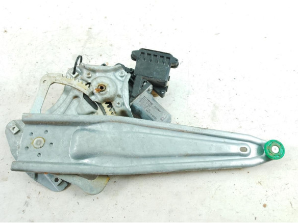 6983002430  ELEVALUNAS PUERTA LAT TRA DER TOYOTA AURIS (_E18_)|Desguaces La Cabaña