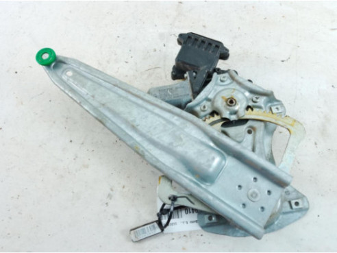 6984002240  ELEVALUNAS PUERTA LAT TRA IZQ TOYOTA AURIS (_E18_)|Desguaces La Cabaña