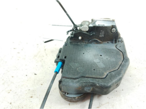 6905005051  CERRADURA PUERTA LAT TRA DER TOYOTA AURIS (_E18_)|Desguaces La Cabaña