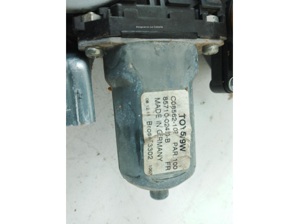 6981002450  ELEVALUNAS PUERTA LAT DEL DER TOYOTA AURIS (_E18_)|Desguaces La Cabaña