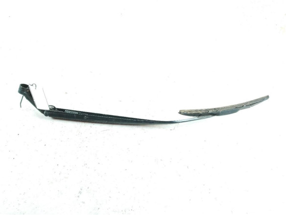 8521102300  BRAZO LIMPIAPARABRISAS DEL DER TOYOTA AURIS (_E18_)|Desguaces La Cabaña