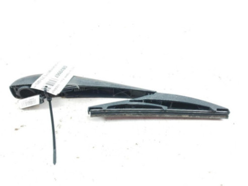 8524102060  BRAZO LIMPIAPARABRISAS TRA PORTÓN TOYOTA AURIS (_E18_)|Desguaces La Cabaña