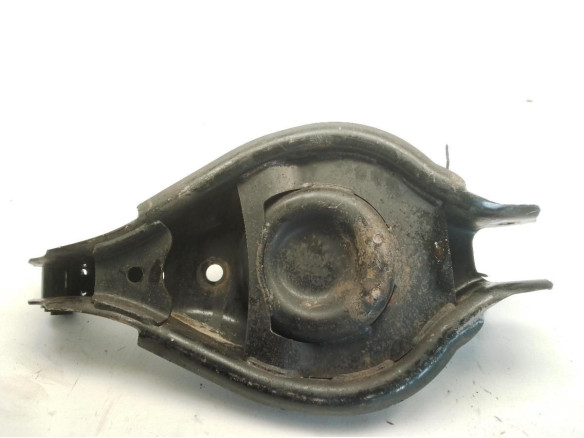 BRAZO SUSPENSION TRA IZQ INF CENTRAL OPEL ANTARA (L07)|Desguaces La Cabaña
