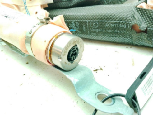 9805768380 AIRBAG DER PEUGEOT 308 SW II|Desguaces La Cabaña