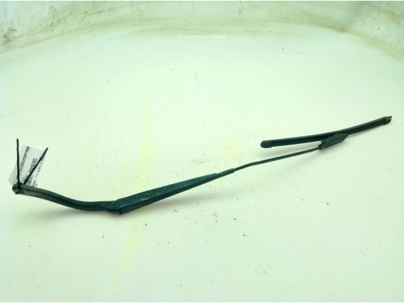 288862805R BRAZO LIMPIAPARABRISAS DEL DER SMART FORTWO Coupé (453)|Desguaces La Cabaña