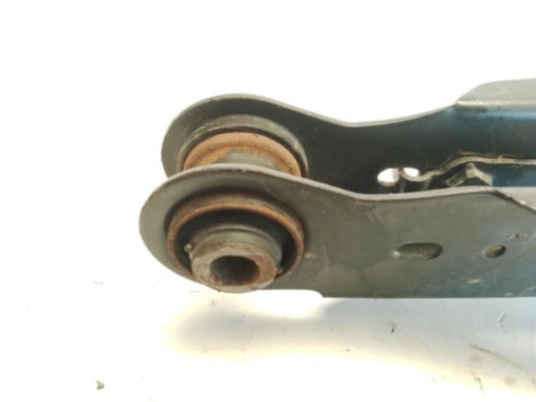 BRAZO SUSPENSION TRASERO IZQUIERDO INFERIOR CENTRAL|Desguaces La Cabaña 2