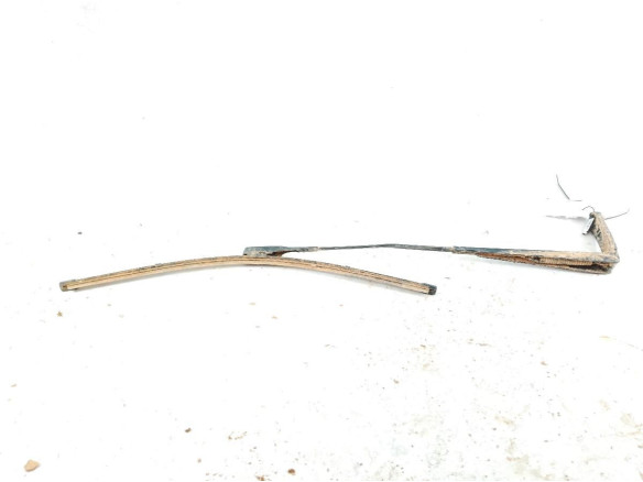 8U1955408A  BRAZO LIMPIAPARABRISAS DEL DER AUDI Q3 (8UB, 8UG)|Desguaces La Cabaña