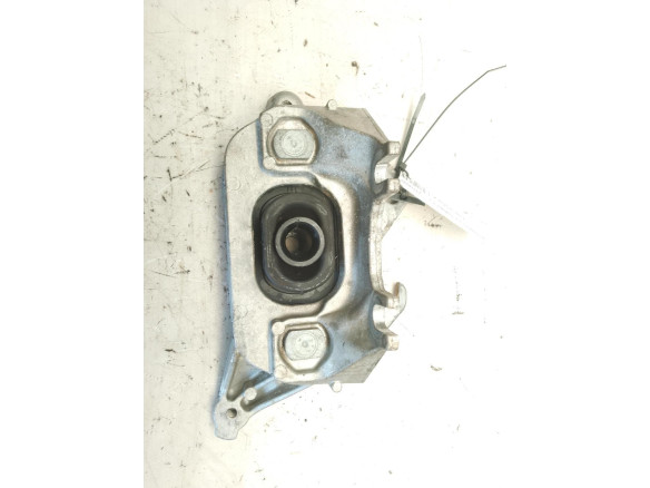 112536909R SOPORTE MOTOR DER NISSAN JUKE (F16)|Desguaces La Cabaña