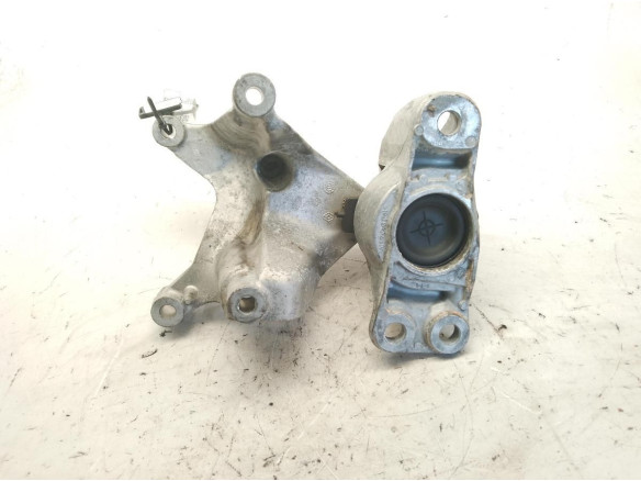 SOPORTE MOTOR IZQ NISSAN JUKE (F16)|Desguaces La Cabaña