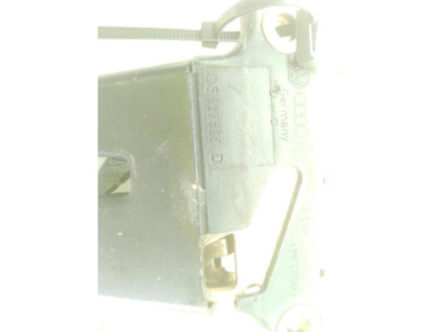 8D5827505D CERRADURA PORTON / TAPA MALETA SEAT TOLEDO II (1M2)|Desguaces La Cabaña