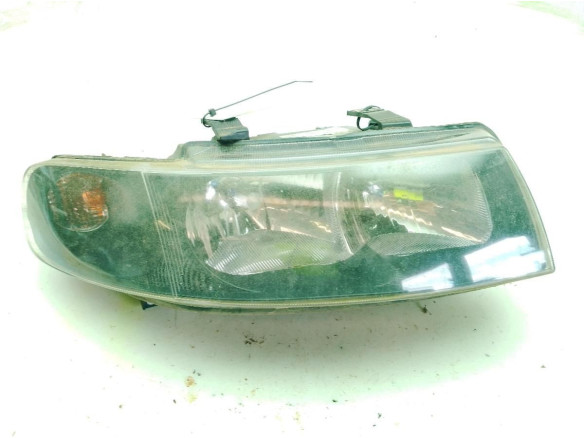 FARO DERECHO SEAT TOLEDO II (1M2)|Desguaces La Cabaña