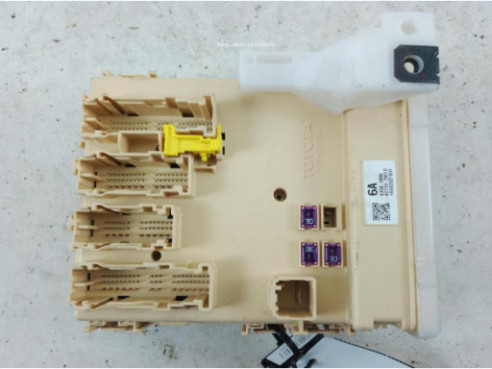 63583988 CAJA FUSIBLES INTERIOR (BSI) LEXUS NX (_Z1_)|Desguaces La Cabaña