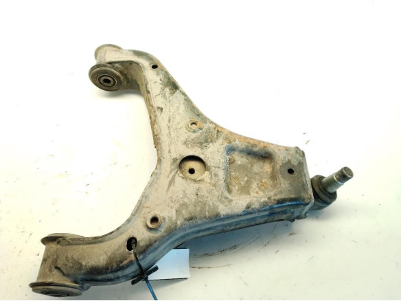 BRAZO SUSPENSION DEL IZQ INF HYUNDAI H350 Furgón|Desguaces La Cabaña
