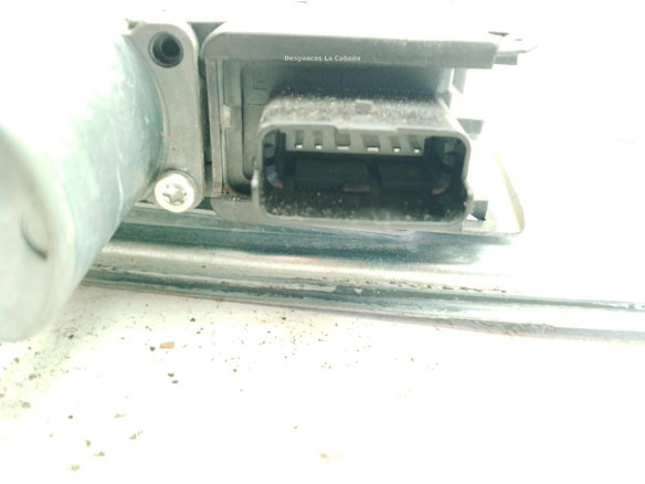 9806081880 ELEVALUNAS PUERTA LAT DEL IZQ PEUGEOT 208|Desguaces La Cabaña