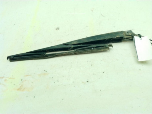 BRAZO LIMPIAPARABRISAS TRA PORTÓN OPEL ASTRA H (A04)|Desguaces La Cabaña