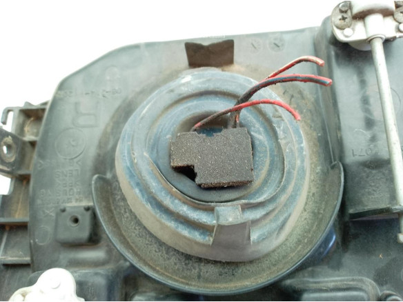 082141120R FARO DERECHO MITSUBISHI MONTERO   (V3_W, V2_W, V4_W)|Desguaces La Cabaña