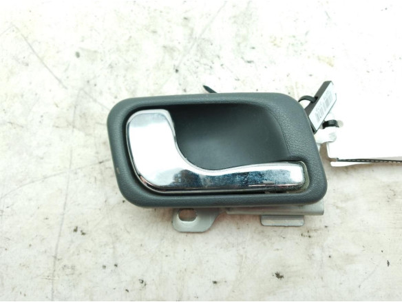 MANILLA PUERTA LAT TRA DER INT MITSUBISHI MONTERO   (V3_W, V2_W, V4_W)|Desguaces La Cabaña