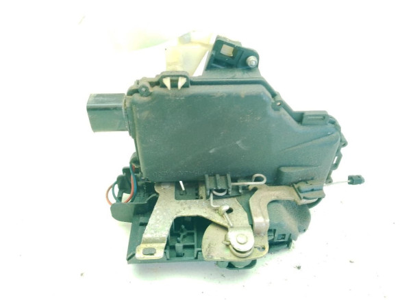 CERRADURA PUERTA LAT TRA IZQ VW GOLF IV (1J1)|Desguaces La Cabaña