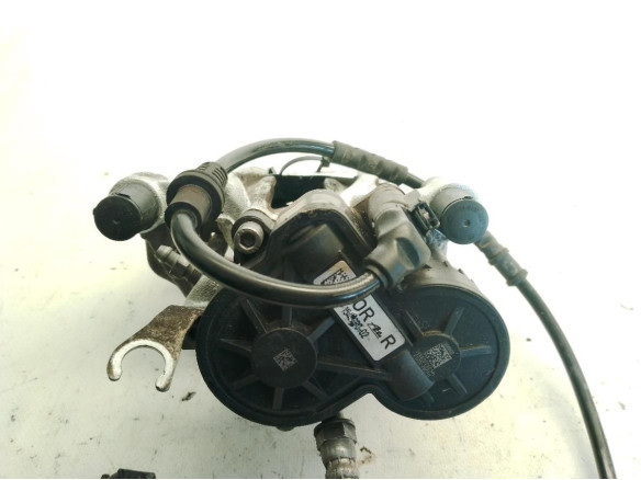 34206883026  PINZA TRA DER BMW 1 (F40)|Desguaces La Cabaña