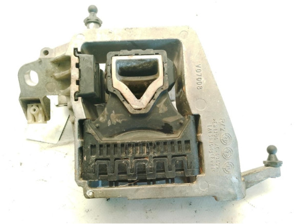 22118835572  SOPORTE MOTOR DER BMW 1 (F40)|Desguaces La Cabaña