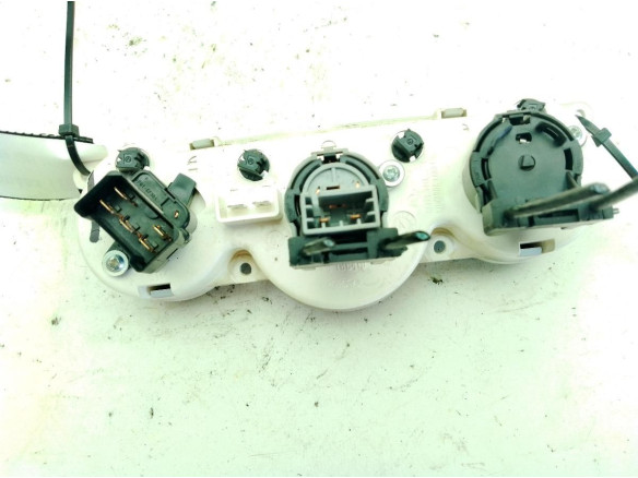 98AB18C419 MANDO CALEFACCION FORD FOCUS (DAW, DBW)|Desguaces La Cabaña