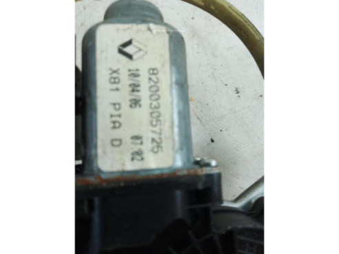 8200305725 ELEVALUNAS PUERTA LAT TRA DER RENAULT ESPACE IV (JK0/1_)|Desguaces La Cabaña