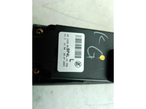 03123000 MANDO ELEVALUNAS PUERTA LAT DEL IZQ MAZDA 3 Sedán (BK)|Desguaces La Cabaña