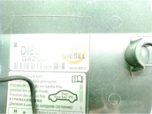 5C0010748S TAPA COMBUSTIBLE VW JETTA IV (162, 163)|Desguaces La Cabaña