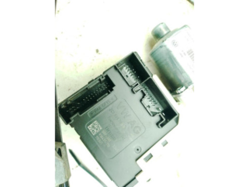 0130822229 ELEVALUNAS PUERTA LAT DEL IZQ VW JETTA IV (162, 163)|Desguaces La Cabaña