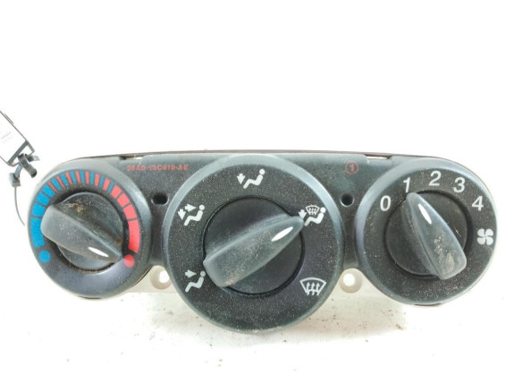 98ABI8C419 MANDO CALEFACCION FORD FOCUS Sedán (DFW)|Desguaces La Cabaña
