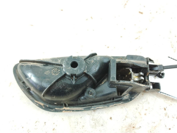 806718801R  MANILLA PUERTA LAT TRA IZQ INT RENAULT MEGANE IV Grandtour (K9A/M_)|Desguaces La Cabaña