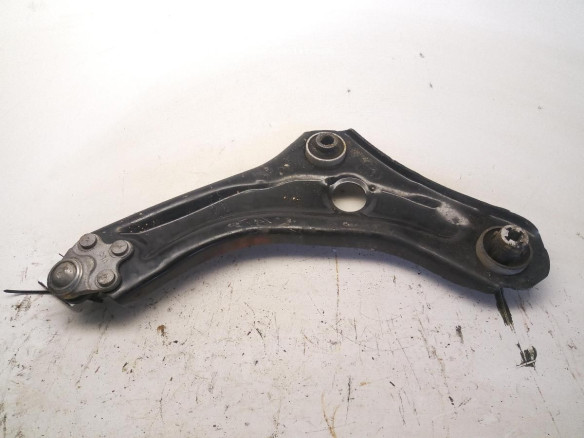 BRAZO SUSPENSION DEL DER INF RENAULT MEGANE IV Grandtour (K9A/M_)|Desguaces La Cabaña