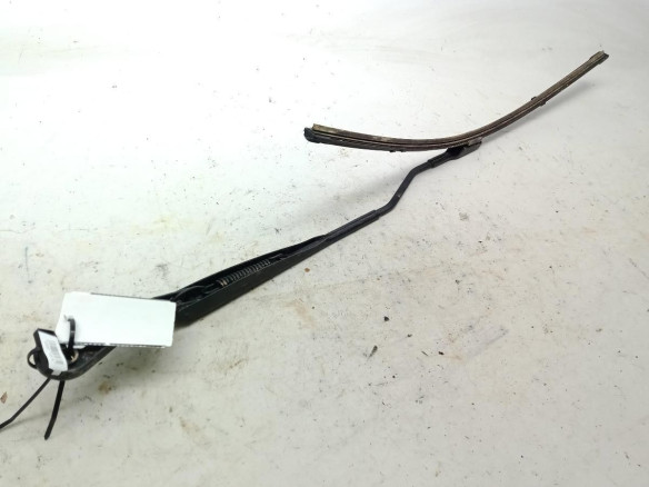 288813326R BRAZO LIMPIAPARABRISAS DEL IZQ DACIA SANDERO III|Desguaces La Cabaña