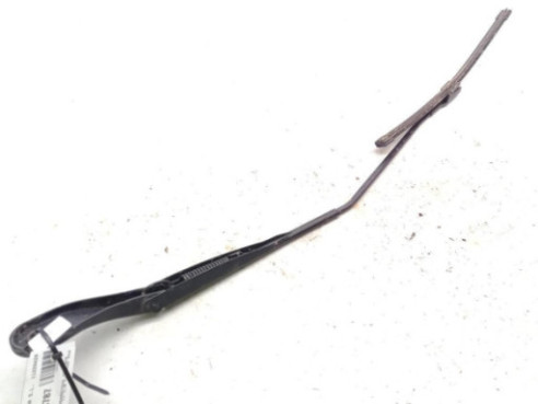 288862091R BRAZO LIMPIAPARABRISAS DEL DER DACIA SANDERO III|Desguaces La Cabaña