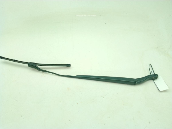 9822931880 BRAZO LIMPIAPARABRISAS DEL DER PEUGEOT 2008 II|Desguaces La Cabaña