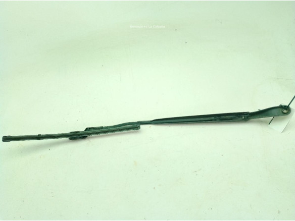 9822931880 BRAZO LIMPIAPARABRISAS DEL DER PEUGEOT 2008 II|Desguaces La Cabaña