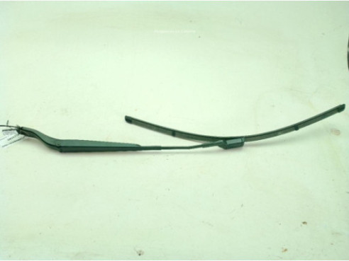 9822931680 BRAZO LIMPIAPARABRISAS DEL IZQ PEUGEOT 2008 II|Desguaces La Cabaña