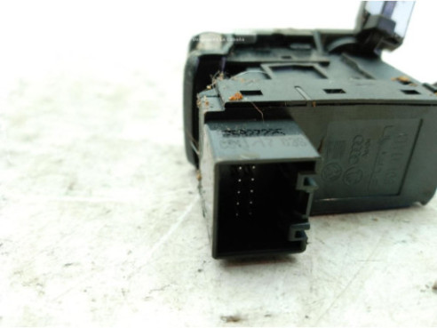 575927225 INTERRUPTOR FRENO MANO ELECTRICO SEAT ATECA (KH7)|Desguaces La Cabaña