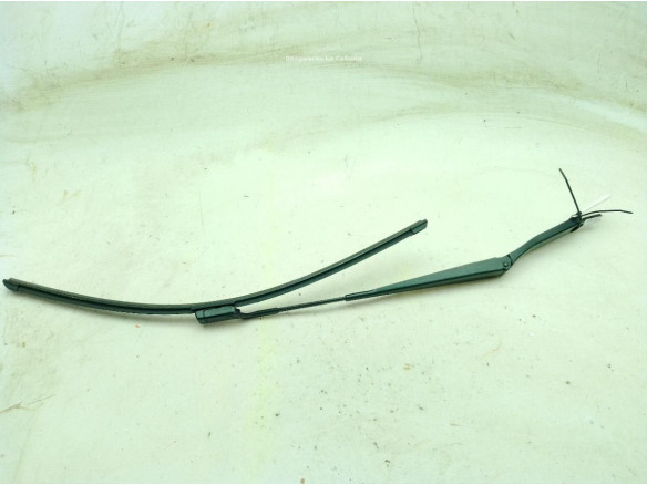 576955409A  BRAZO LIMPIAPARABRISAS DEL IZQ SEAT ATECA (KH7)|Desguaces La Cabaña