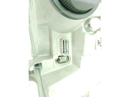 8200163518 FARO DERECHO RENAULT MASTER II Furgón (FD)|Desguaces La Cabaña