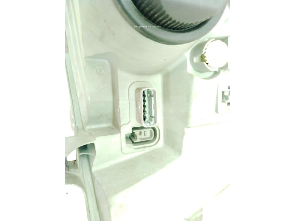 8200163518 FARO DERECHO RENAULT MASTER II Furgón (FD)|Desguaces La Cabaña