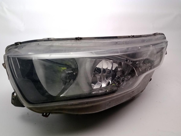 00479109999 FARO IZQUIERDO IVECO DAILY VI Furgón|Desguaces La Cabaña