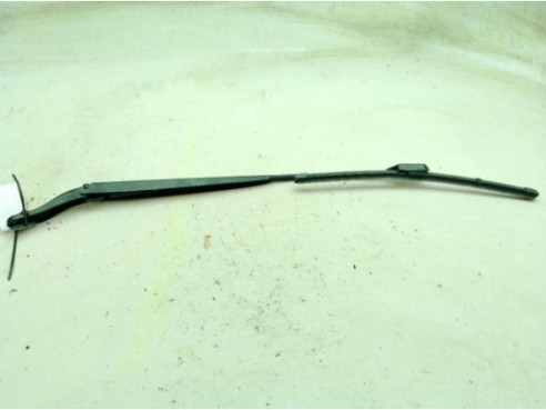 9822931880 BRAZO LIMPIAPARABRISAS DEL DER OPEL CORSA F|Desguaces La Cabaña