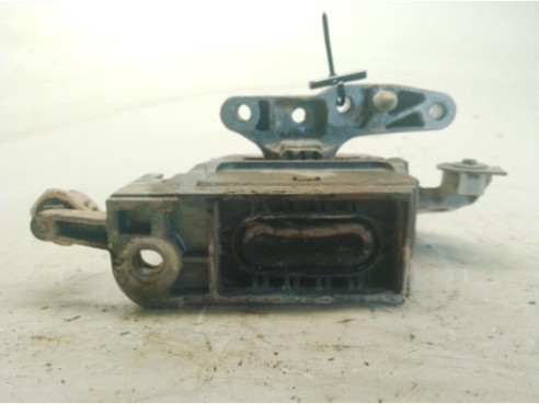 8835564 SOPORTE MOTOR DER BMW 1 (F40)|Desguaces La Cabaña